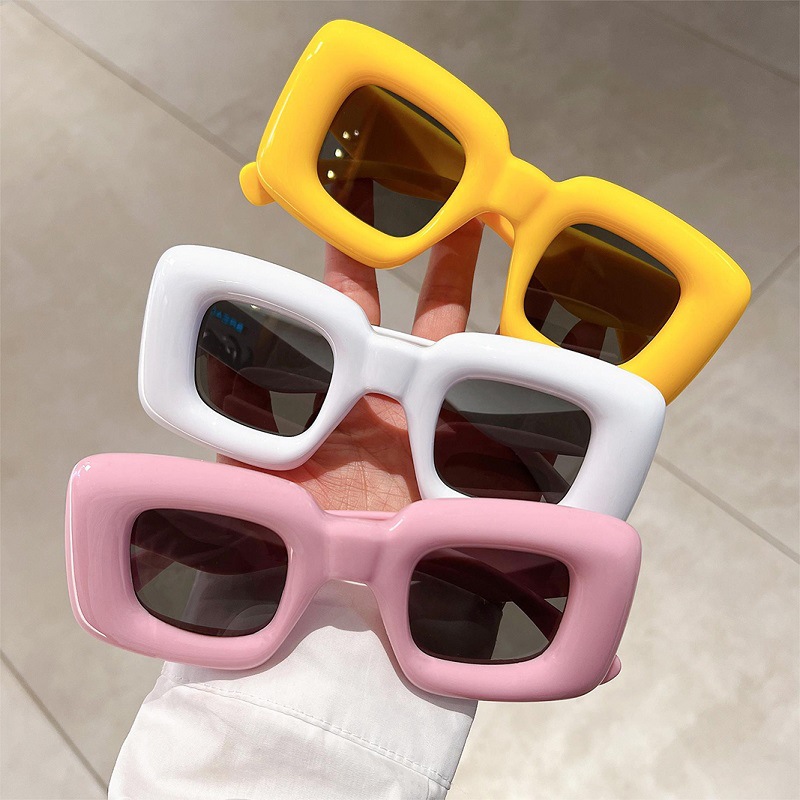 New Women Square Sunglasses Fe - огляд і ціна Photography News