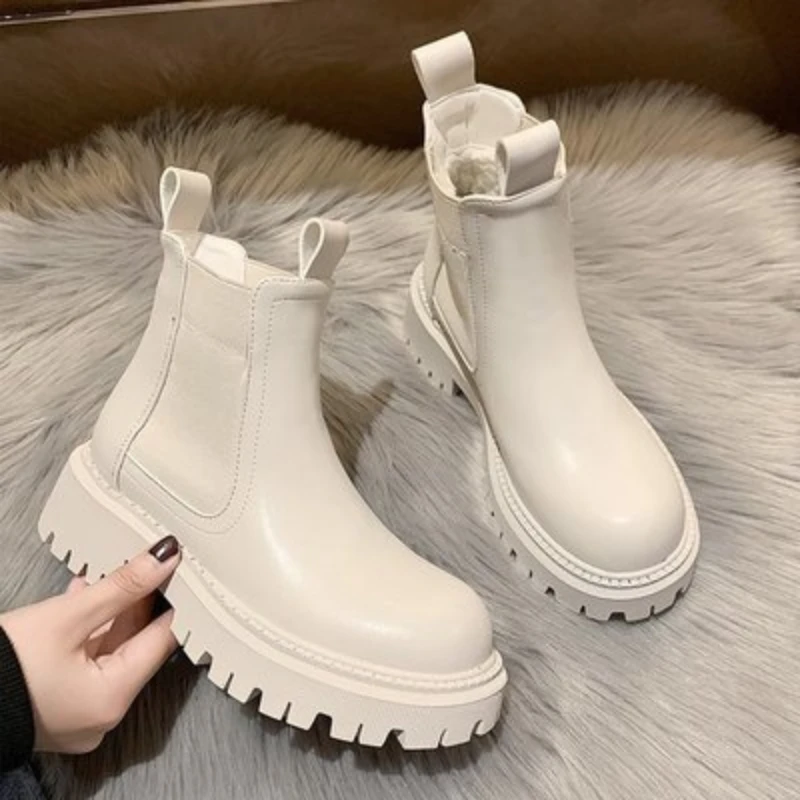 New Autumn Winter Chelsea Boot - огляд і ціна Photography News