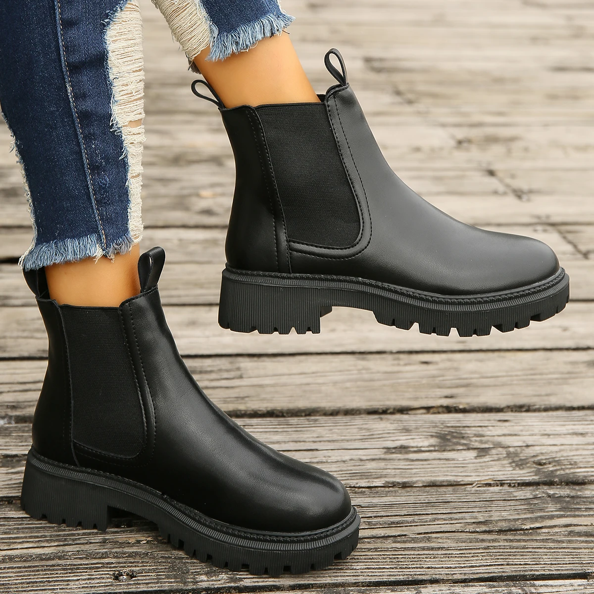 New Autumn Winter Chelsea Boot - огляд і ціна Photography News